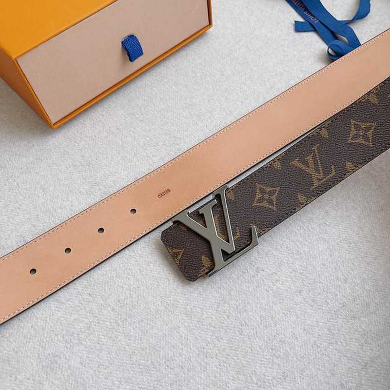 루이비통 버클 벨트 4cm | Size 35 - 40