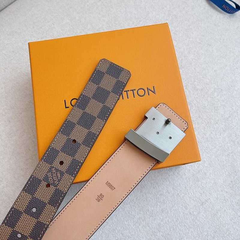 루이비통 버클 벨트 4cm | Size 35 - 40