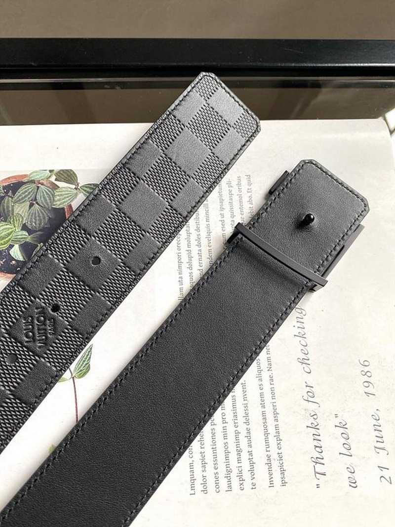 루이비통 버클 벨트 4cm | Size 35 - 40
