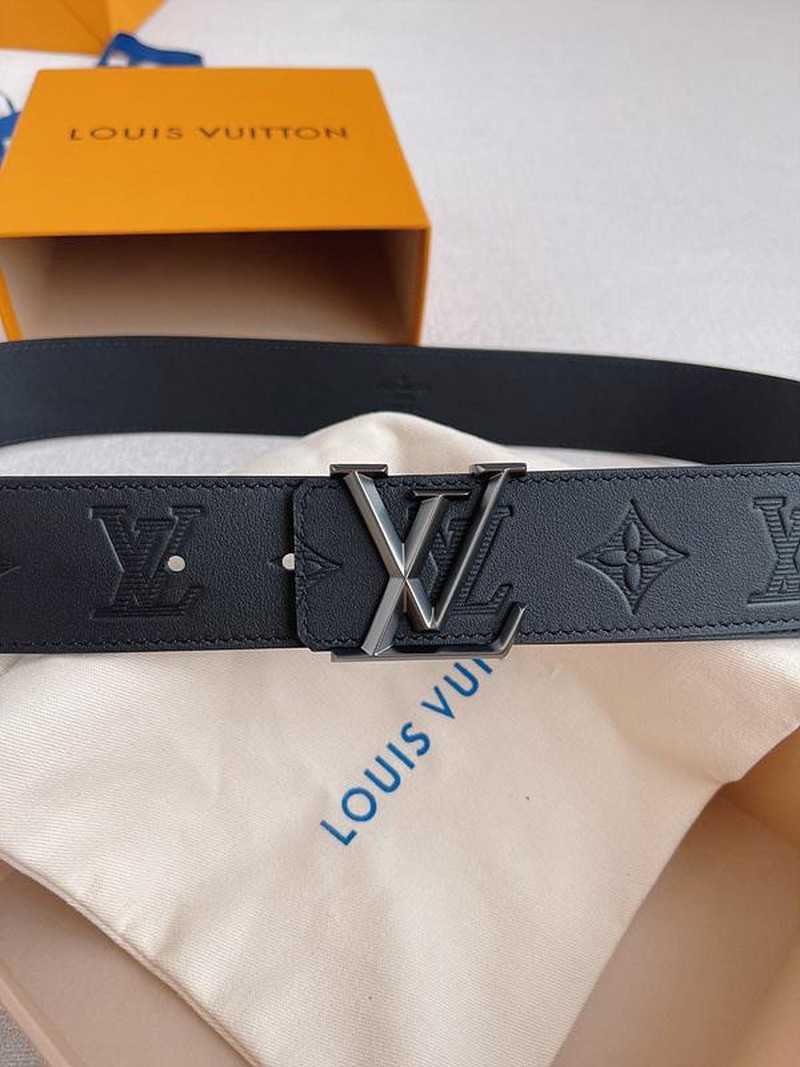 루이비통 버클 벨트 4cm | Size 35 - 40