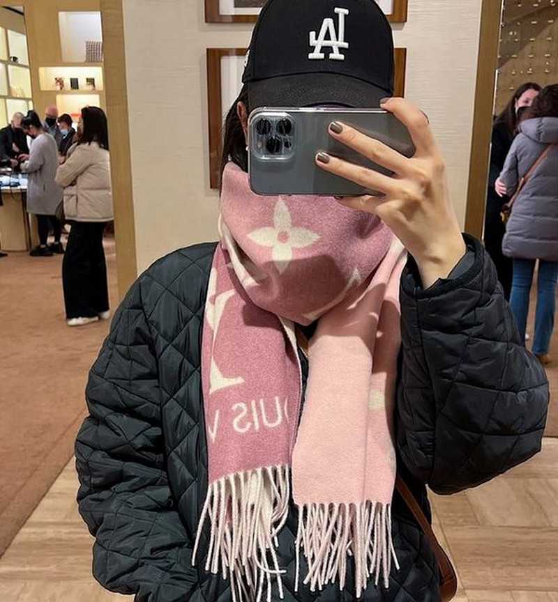 루이비통 lv 캐시미어 모노그램 머플러