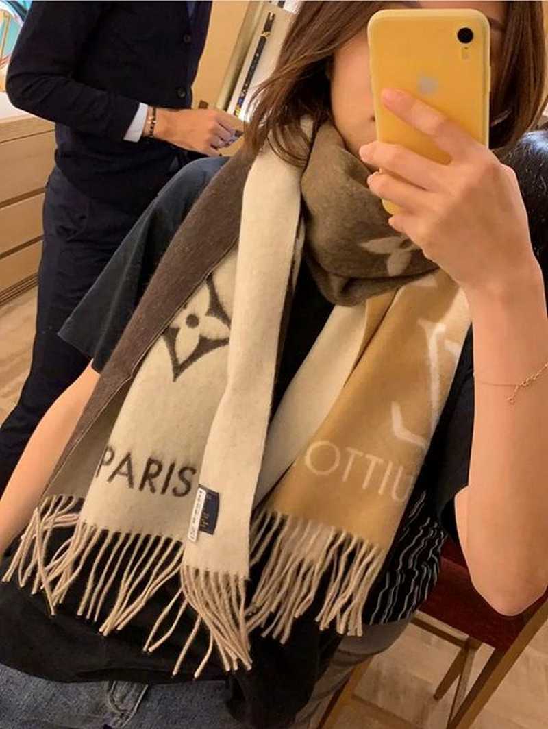 루이비통 lv 캐시미어 그라데이션 모노그램 머플러
