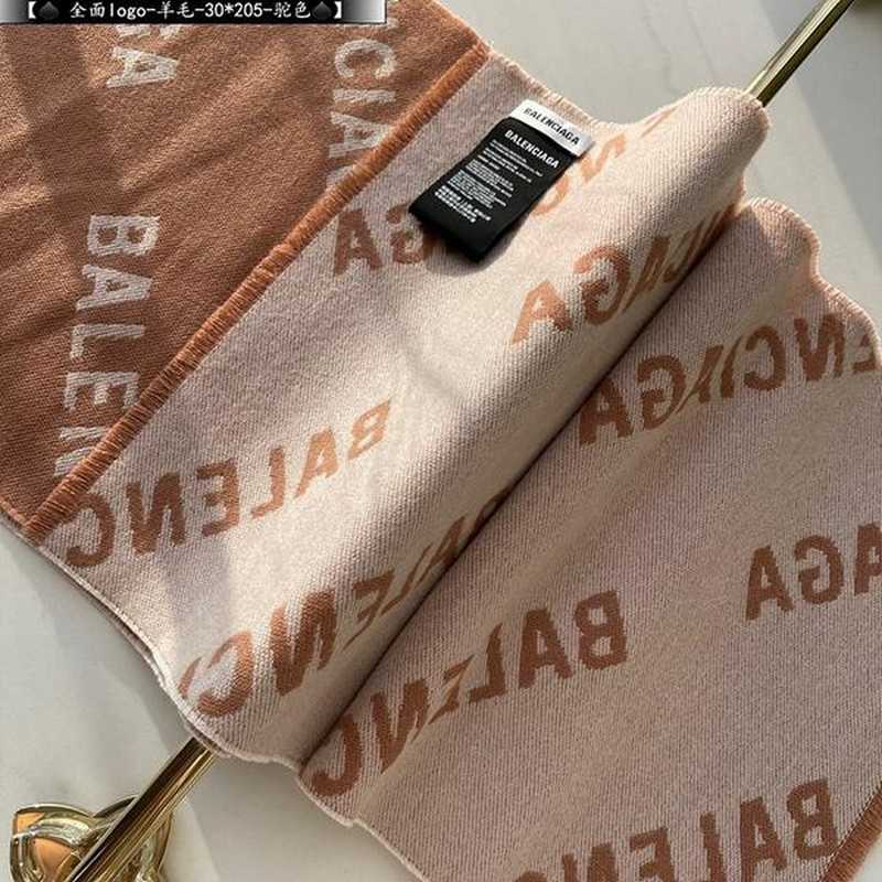 발렌시아가 blcg 로고 머플러