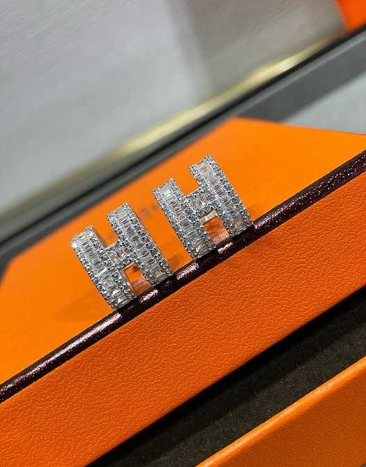 에르메스 hermes 팝아슈 이어링 귀걸이 | Size One size