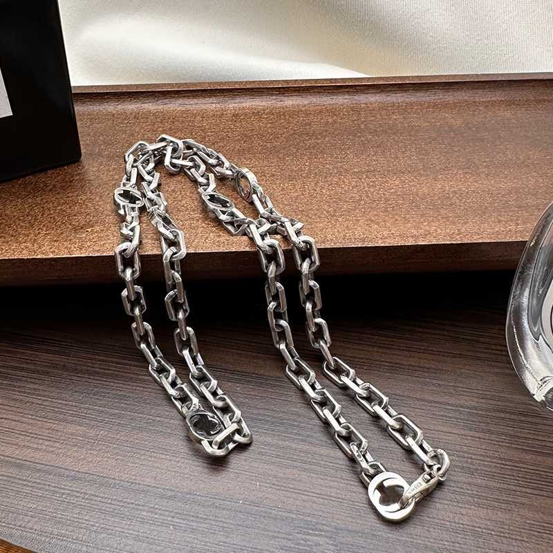 구찌 실버 레트로 목걸이 | Size FEE