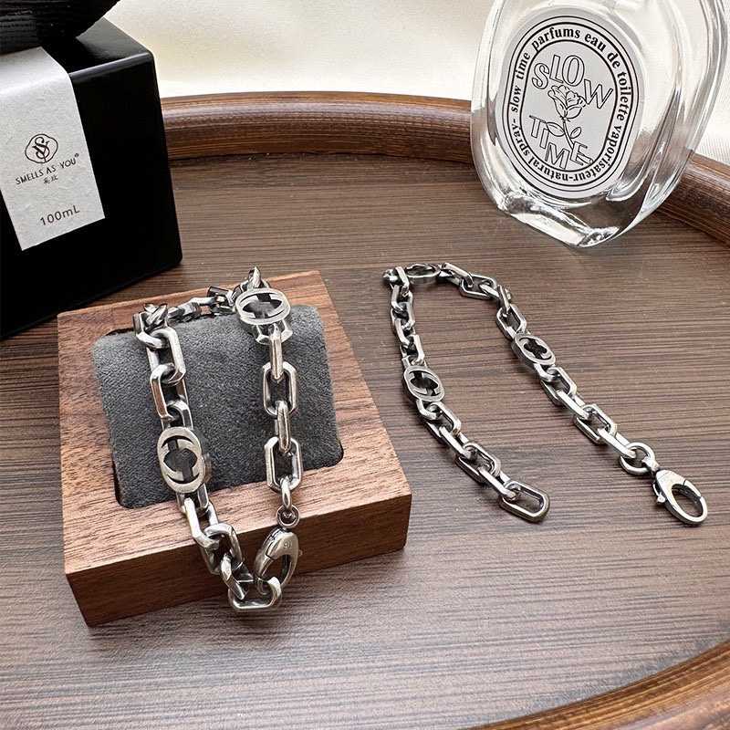 구찌 실버 레트로 올드 더블 팔찌 | Size FREE ﻿