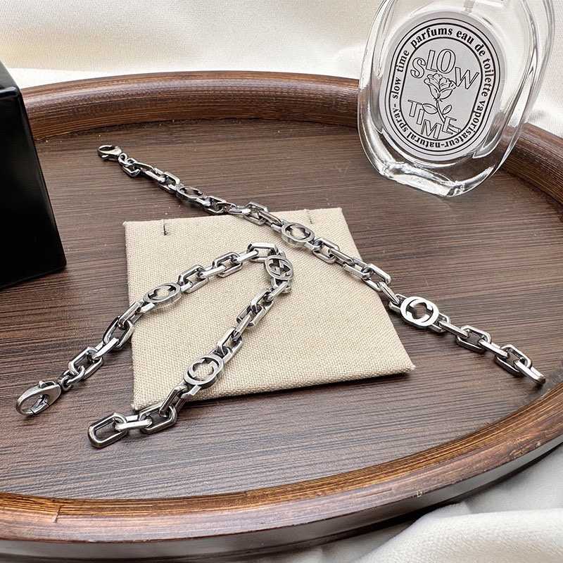 구찌 실버 레트로 올드 더블 팔찌 | Size FREE ﻿