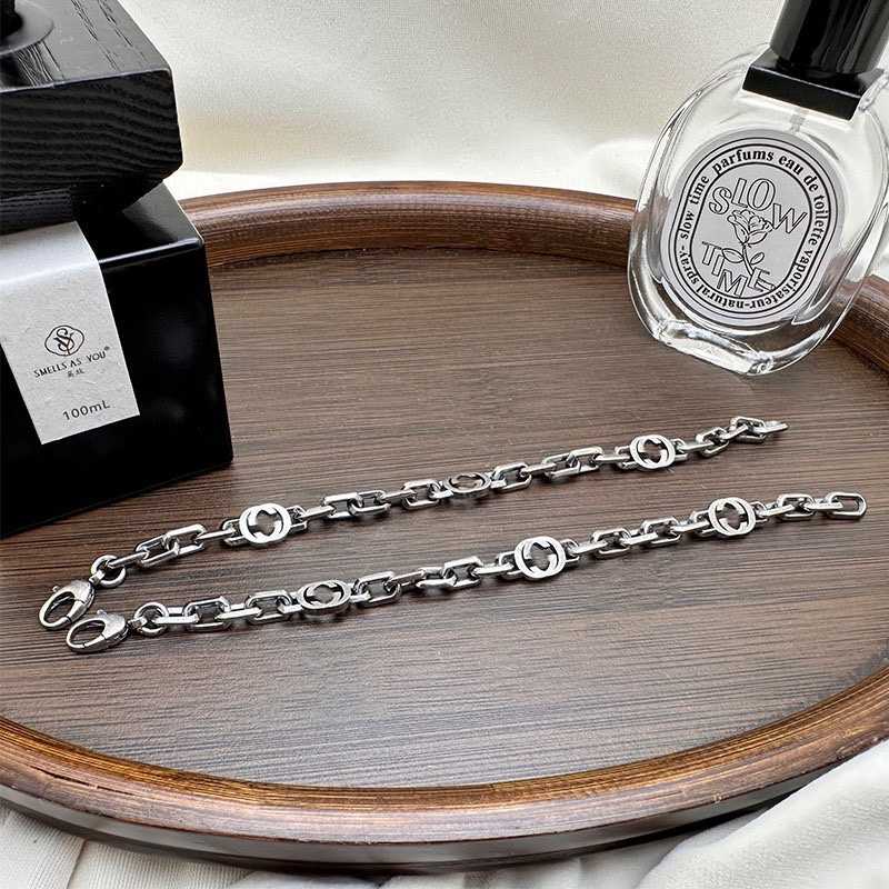 구찌 실버 레트로 올드 더블 팔찌 | Size FREE ﻿