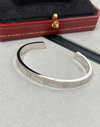 까르띠에 러브 와이드 팔찌 화이트골드 | Size FREE