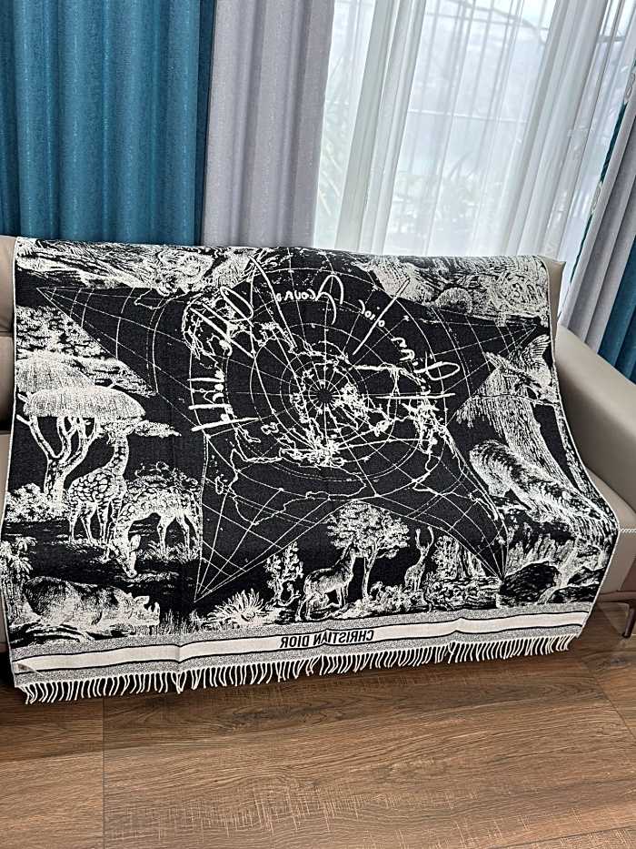 디올 글로벌스타앤문 트래블 숄 | Size 140x140cm