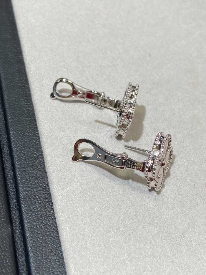 반클리프 빈티지 알함브라 네잎클로버 귀걸이 | Size 1.5 x 1.5cm