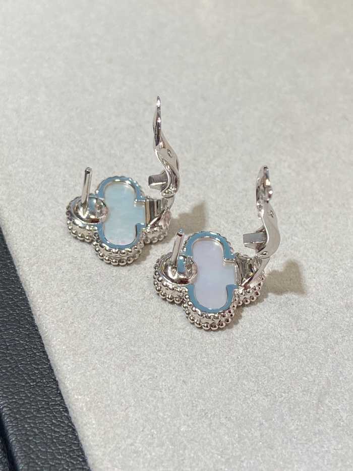 반클리프 빈티지 알함브라 네잎클로버 귀걸이 | Size 1.5 x 1.5cm