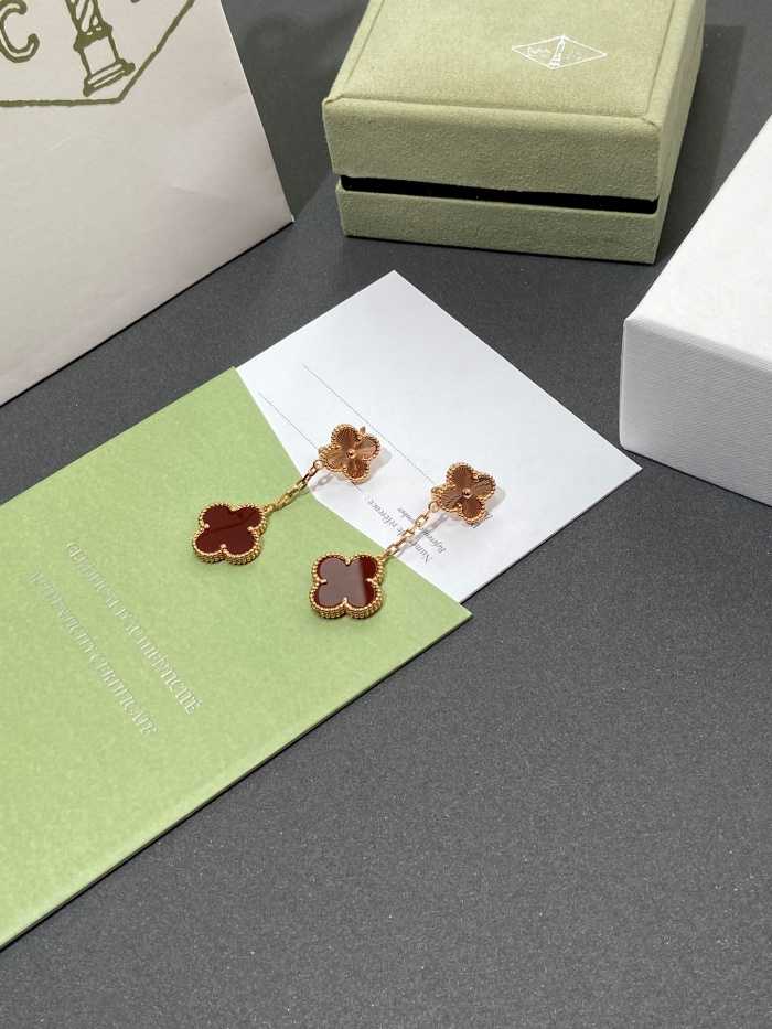 반클리프 카넬리언 기요세 네잎클로버 귀걸이 | Size FREE