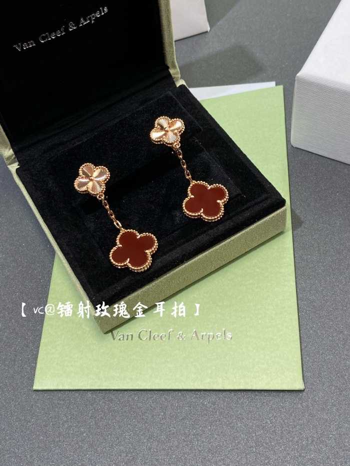 반클리프 카넬리언 기요세 네잎클로버 귀걸이 | Size FREE