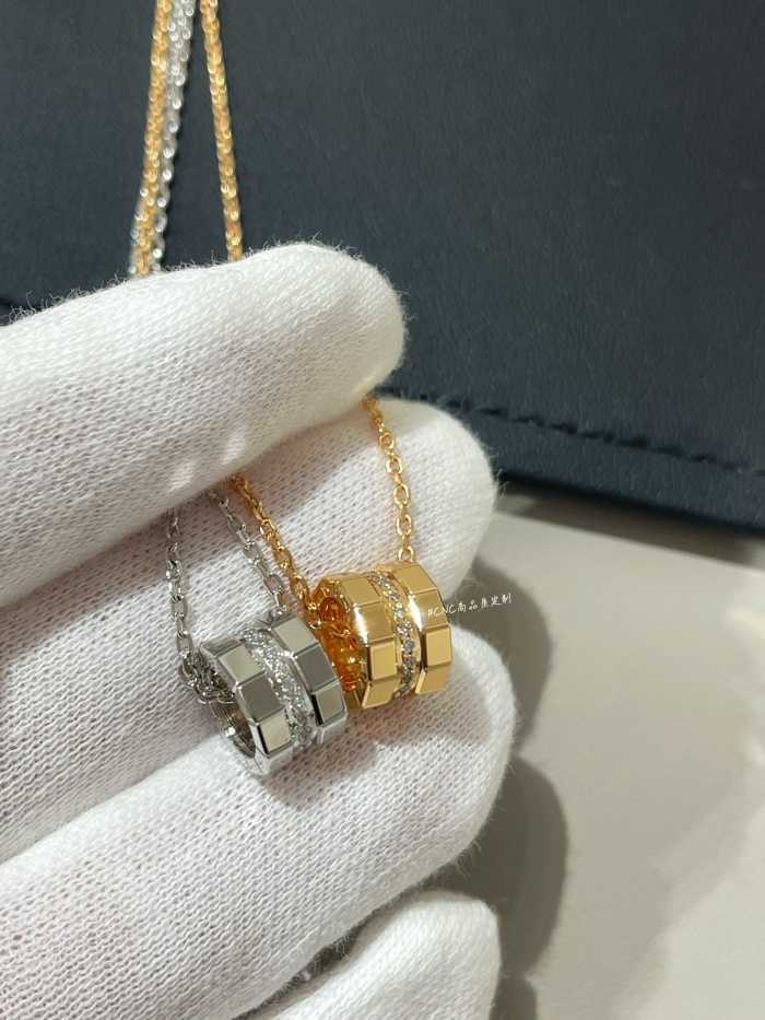쇼파드 아이스큐브 다이아 목걸이 | Size FREE