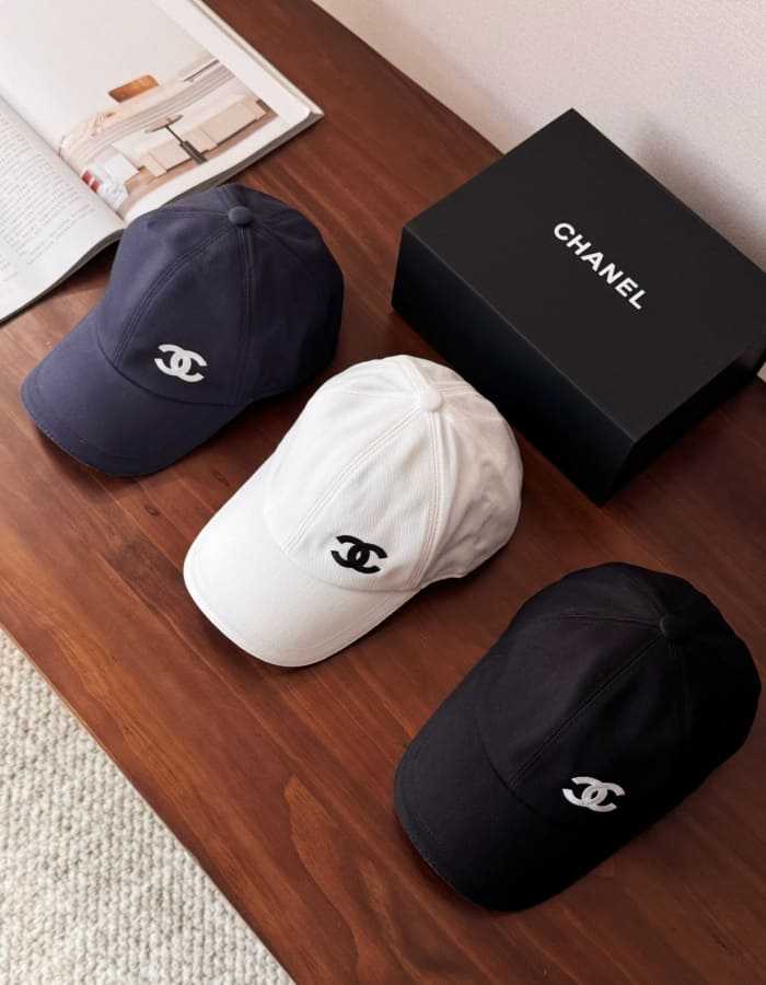 샤넬 CC로고 클래식 자수 야구모자 볼캡 3컬러 | Size FREE