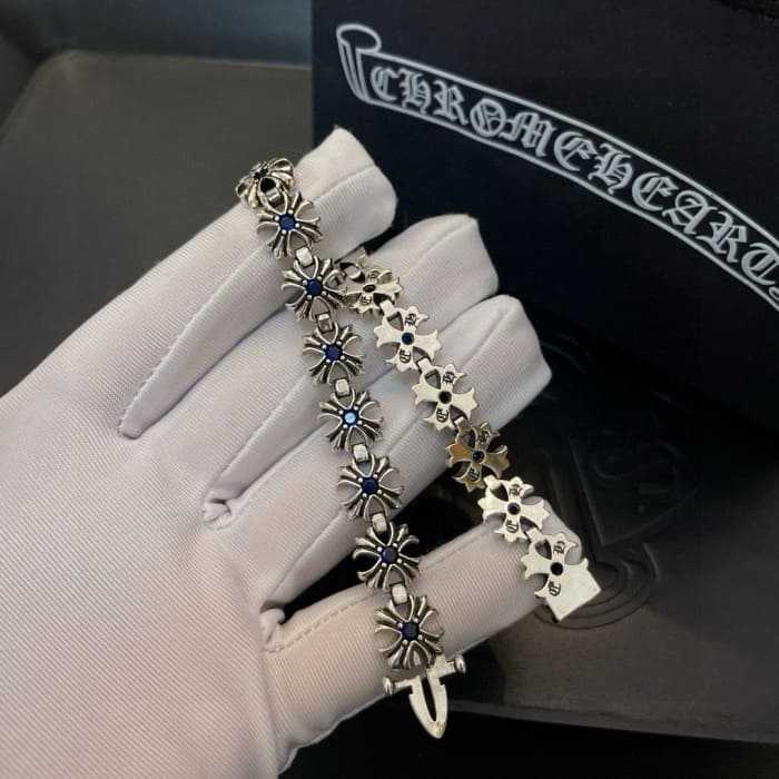 크롬하츠 크로스 플라워 팔찌 | Size 약20cm