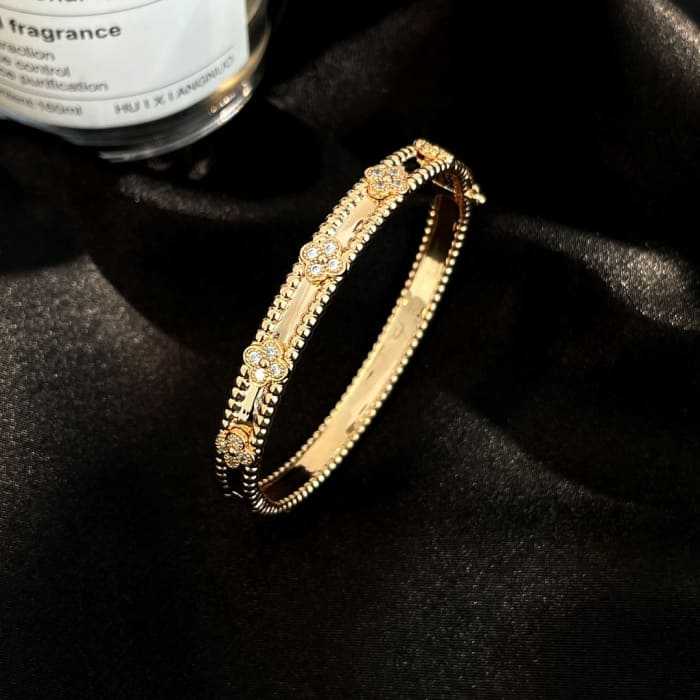 반클리프 스위트 클로버 빼를리 팔찌 3컬러 | Size 16,17(cm)