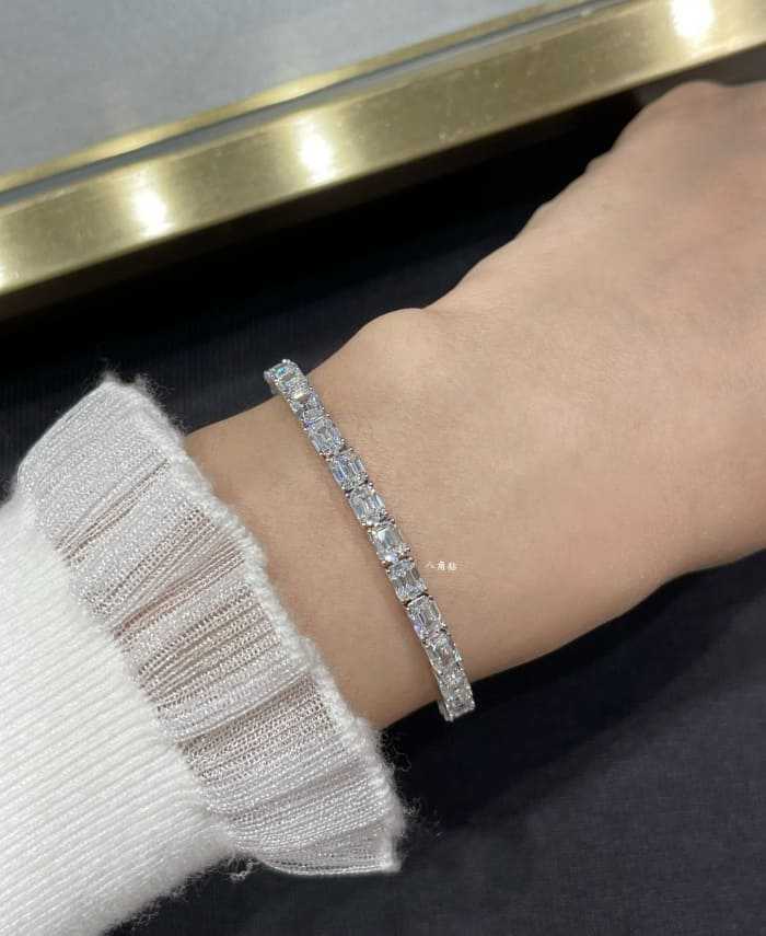 까르띠에 에센셜 다이아 팔찌 | Size 16,17(cm)