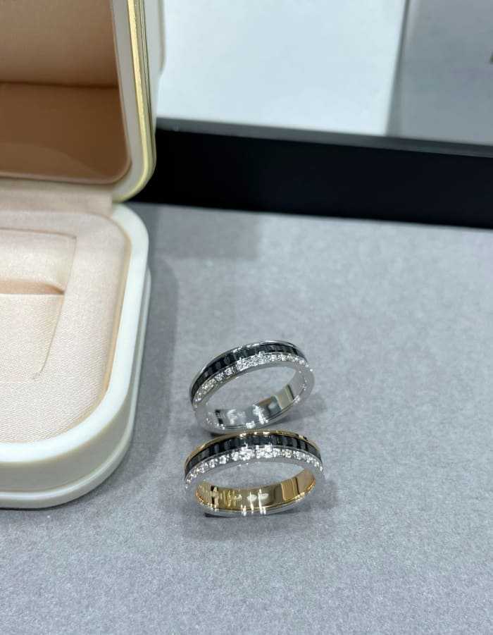 부쉐론 콰트로 다이아 웨딩밴드 반지 2컬러 | Size 6,7,8
