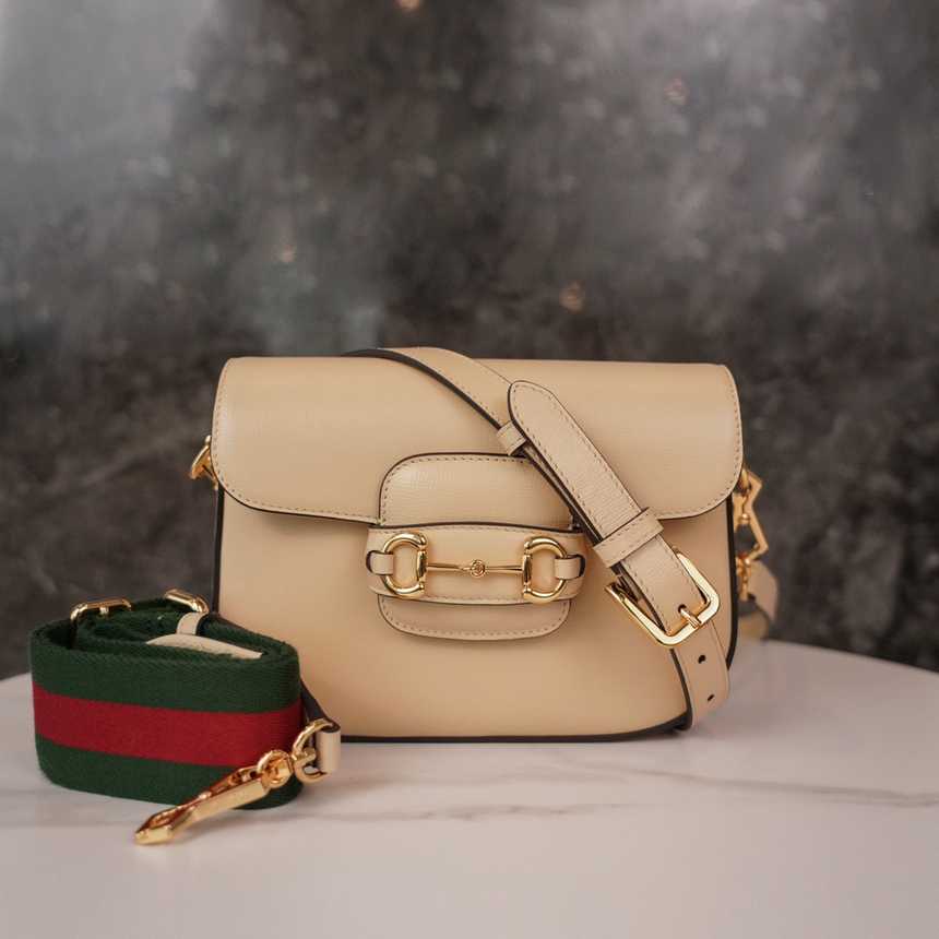 구찌 1955 홀스빗 미니백 658574 | 사이즈: 20.5 * 14.5 * 5cm