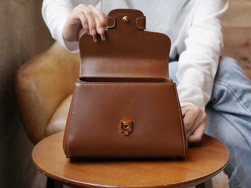 구찌 1955 홀스빗 탑핸들백 703848 | 22 x 16 x 10.5cm