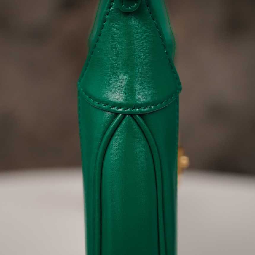 구찌 1961 재키 미니 호보백 637091 | 19 * 13 * 3cm