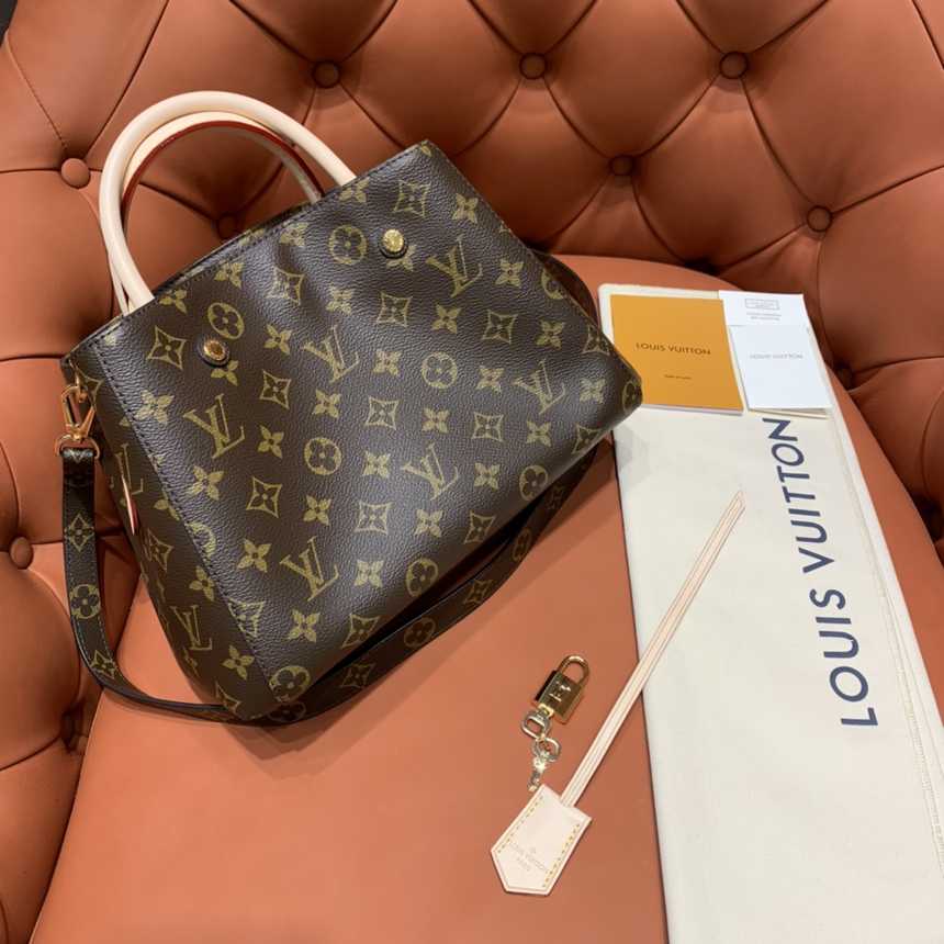 루이비통 몽테뉴 BB M41055 / MM M41056 | 사이즈: bb 29 x 20 x 13cm / mm 33 x 23 x 15cm