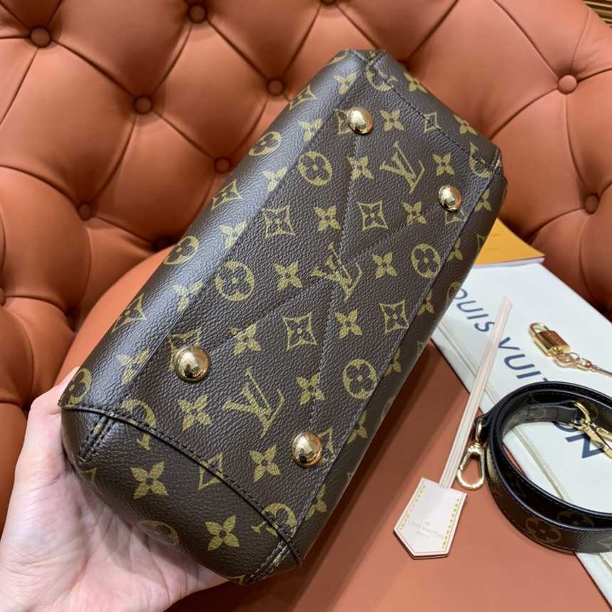 루이비통 몽테뉴 BB M41055 / MM M41056 | 사이즈: bb 29 x 20 x 13cm / mm 33 x 23 x 15cm