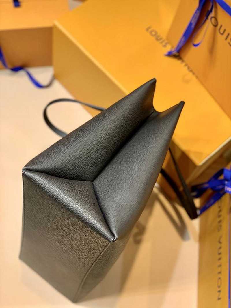 루이비통 락미 쇼퍼백 m57345 | 42 x 28 x 15cm