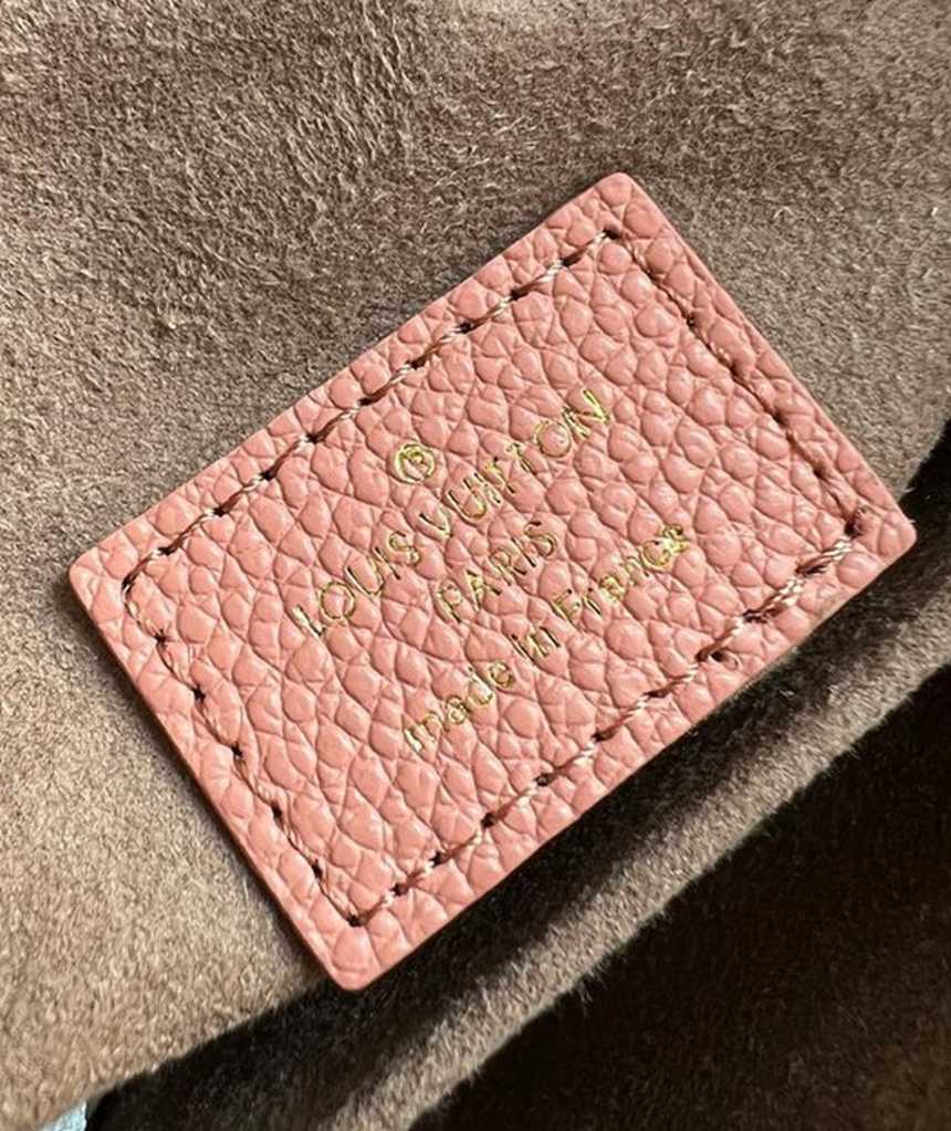 루이비통 마이크로 메티스 m81267 | 14 x 11 x 3.5cm