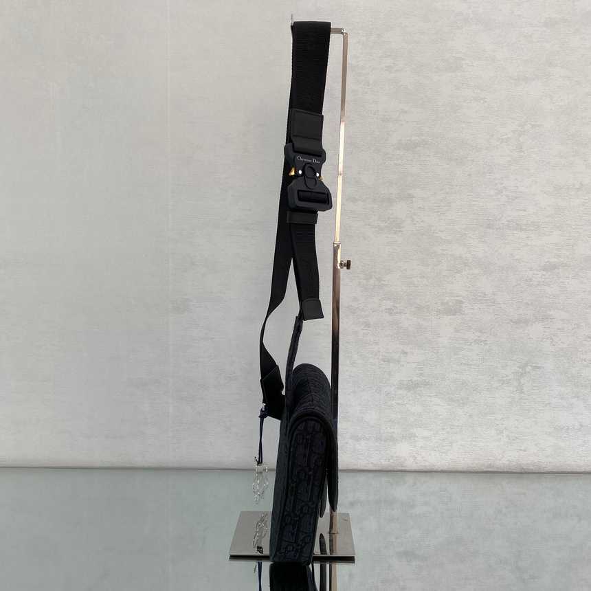 디올 오블리크 새들 크로스백 | 사이즈: 20 x 28.6 x 5cm