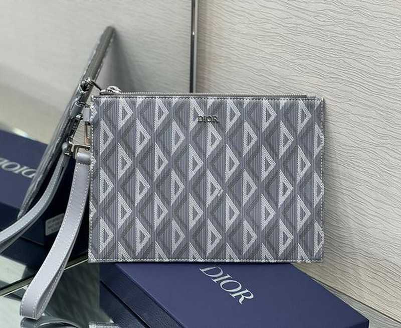 디올 다이아몬드 CD 클러치백 (26.5cm / 30cm) | 사이즈: 26.5 x 17.5 x 1cm / 30 x 20 x 1cm