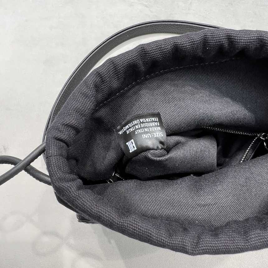 마르지엘라 5AC 카메라백 | 사이즈: 30 x 19 x 21cm