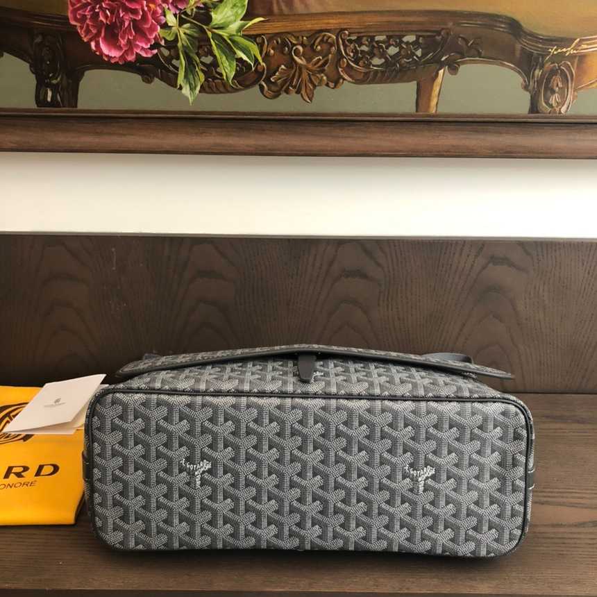 고야드 카펜티엔 메신저백 | 바닥 길이 35cm 높이 25cm 폭 13cm