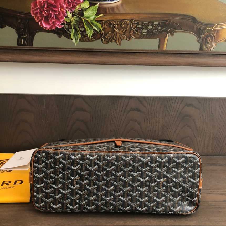 고야드 카펜티엔 메신저백 | 바닥 길이 35cm 높이 25cm 폭 13cm