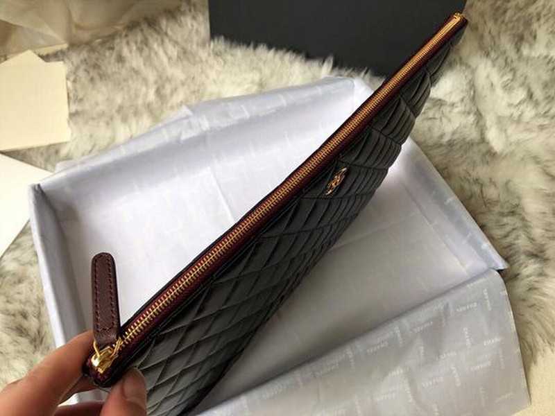샤* 클래식 램스킨 클러치백 금장 미듐/라지 | 미디움 27.5cm, 라지 35cm