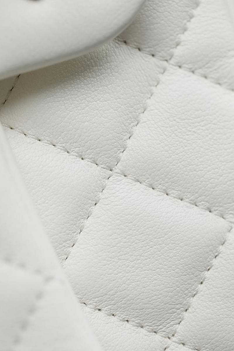 샤* 골드볼 플랩백 | 13 x 20 x 7cm