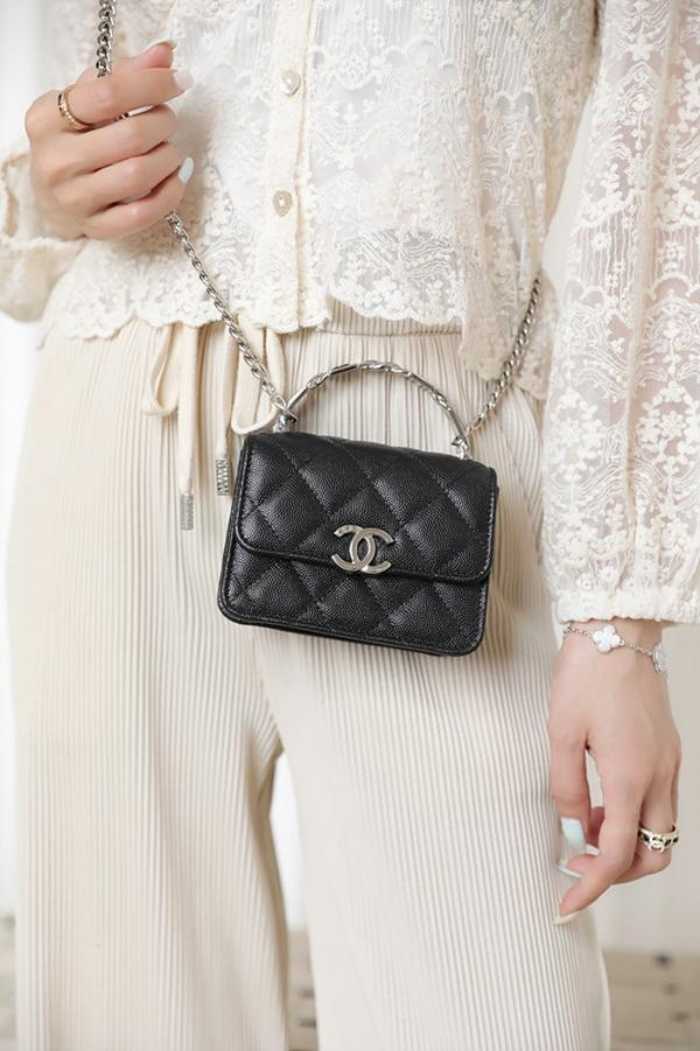 샤* 22ss 탑핸들 코코 레터링 체인백 캐비어 은장 | 9.5 x 13 x 6cm