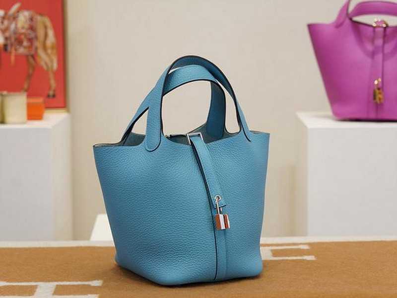 에르메스 피코탄18