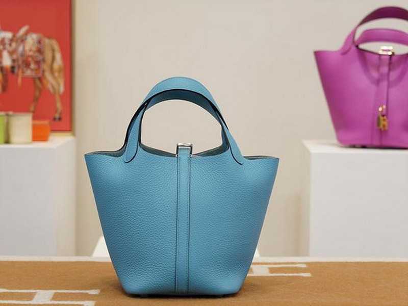 에르메스 피코탄18