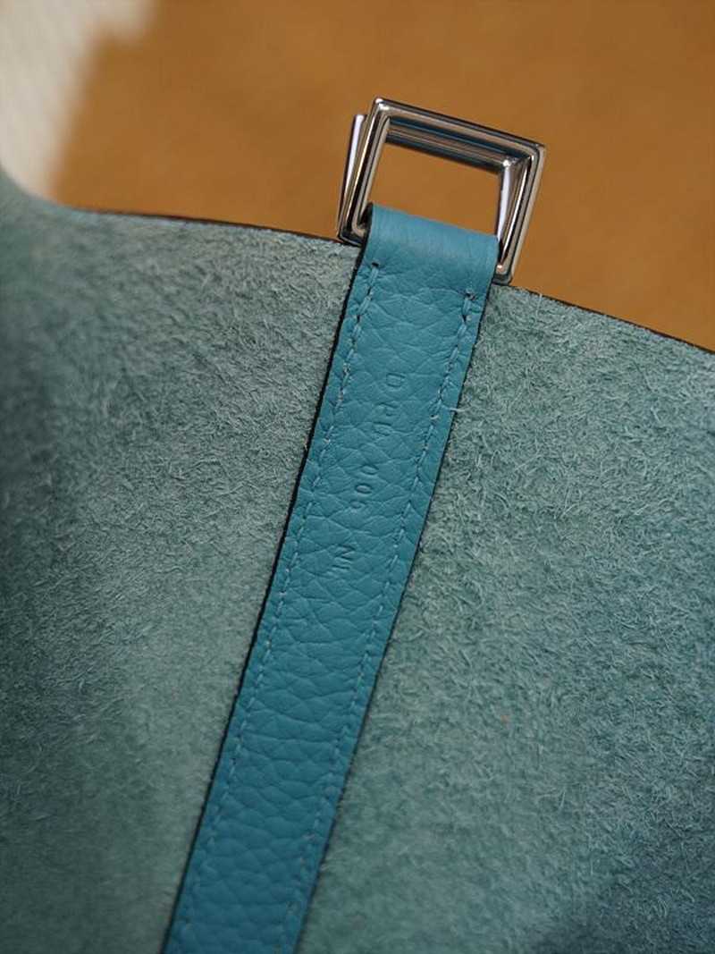 에르메스 피코탄18