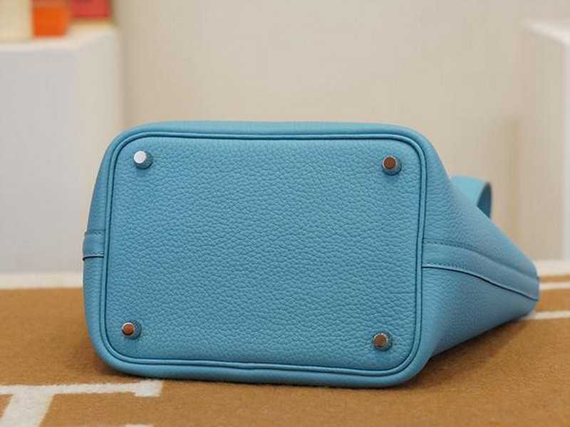 에르메스 피코탄18