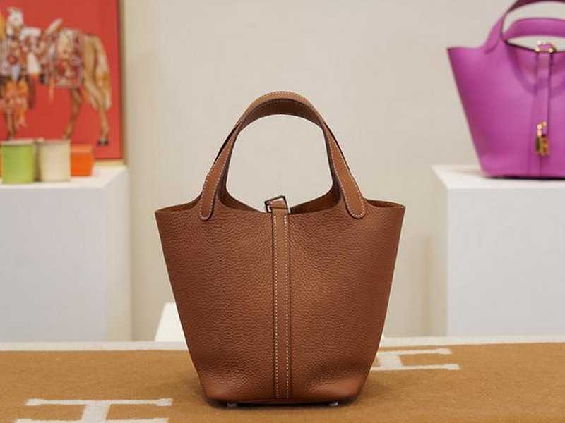 에르메스 피코탄18