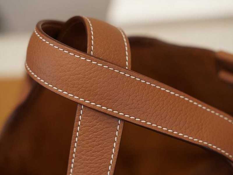 에르메스 피코탄18