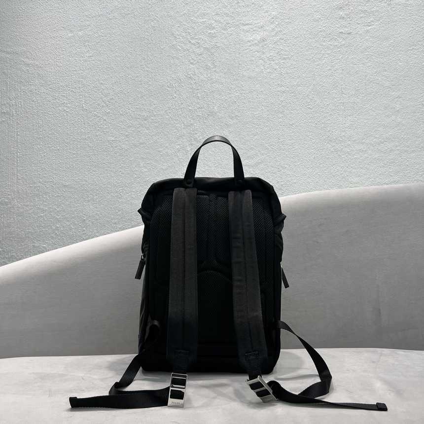 프라다 콜라보 리나일론 사피아노 백팩 2vz135 | 45 x 17 x 27cm
