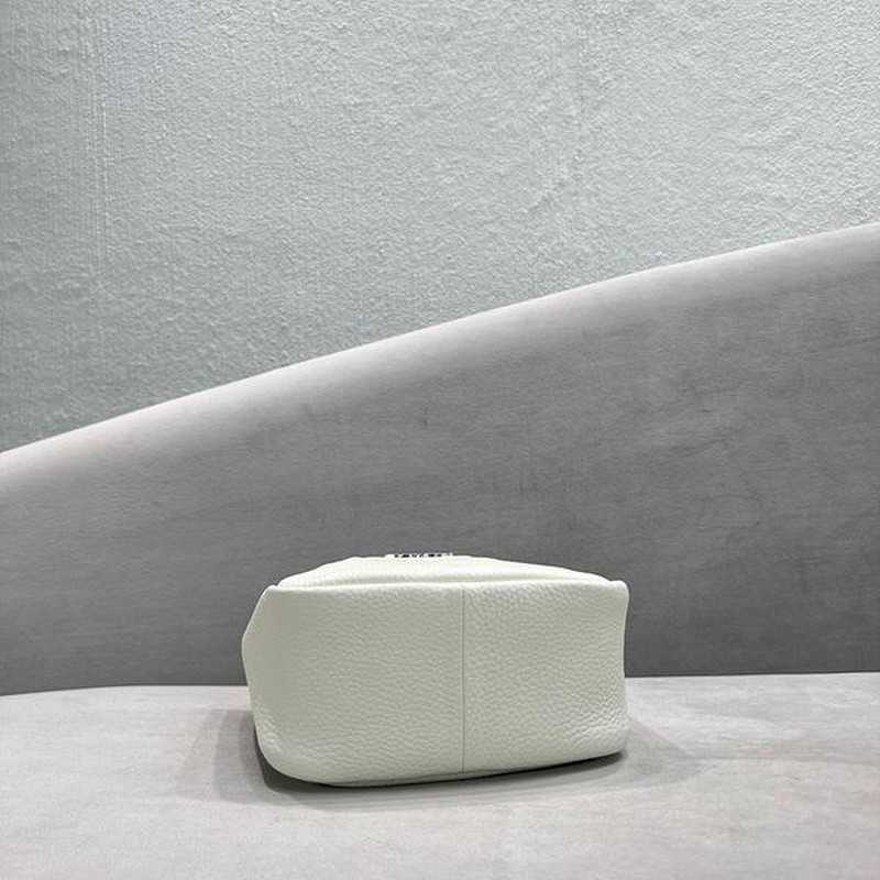 프라다 가죽 핸드백 1BA349 | 15.5 x 18 x 10cm