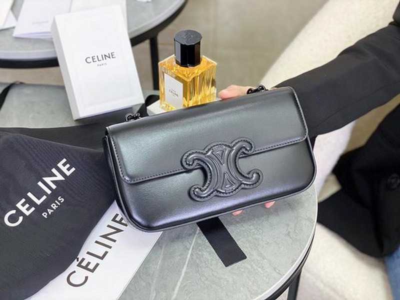 셀린느 퀴르 트리오페 블랙코팅 체인 숄더백 | ????????*????????*????????????