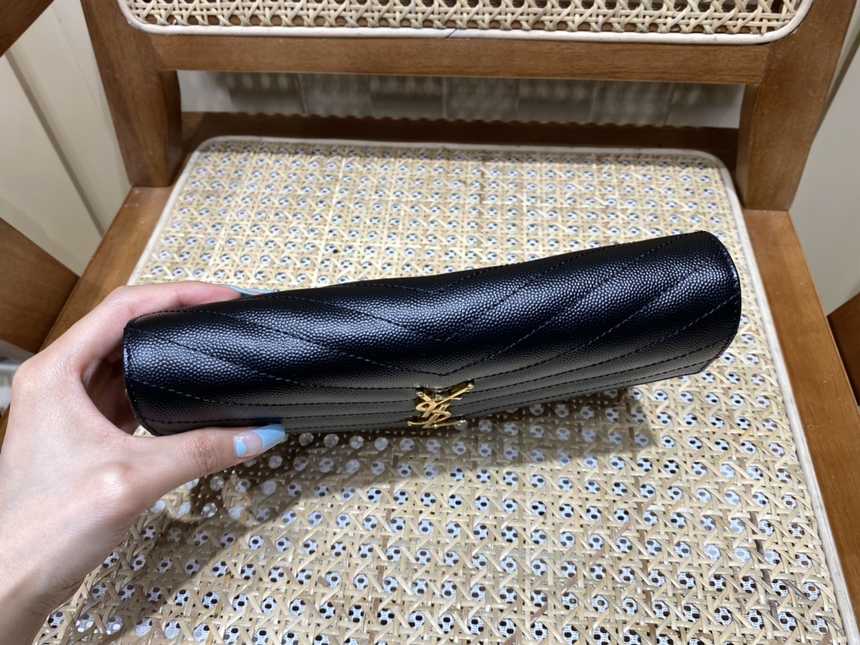 입생로랑 엔벨로프 체인 숄더백 377828 | 22.5 x 14 x 4cm