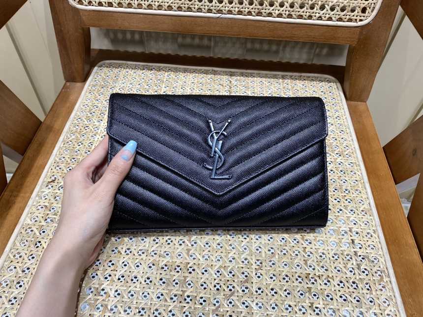 입생로랑 엔벨로프 체인 숄더백 377828 | 22.5 x 14 x 4cm